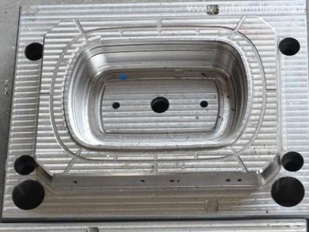 一站式代理塑膠模具進口報關(guān)操作指南！